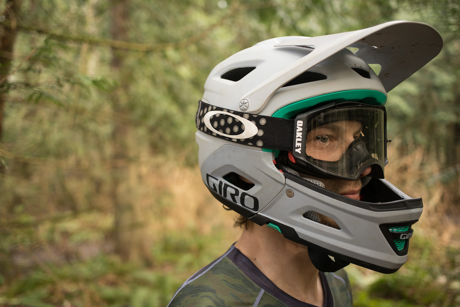 oakley full face helmet