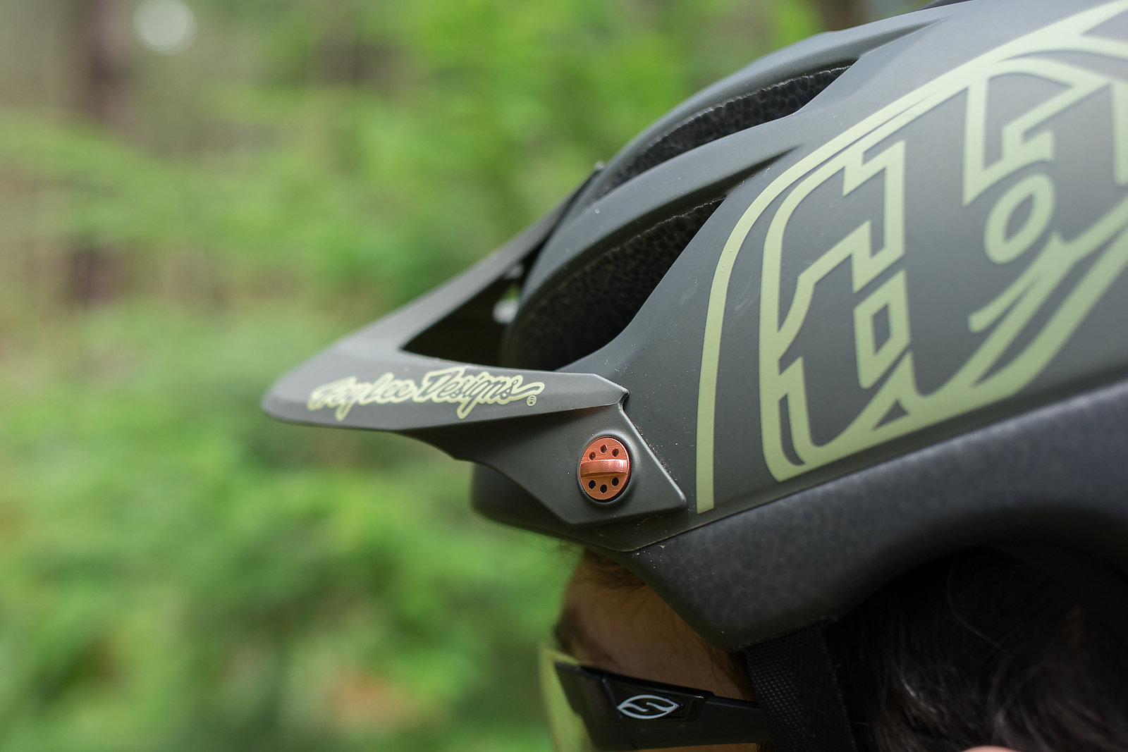 Helmet Review | Troy Lee Designs A1 | Freehub Magazine