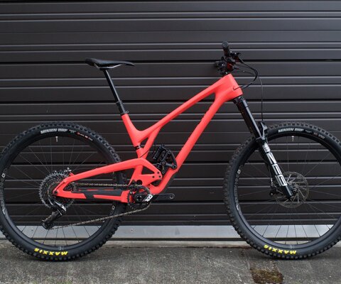The return of the Wreckoning features a sleek new look, a bit more travel and forest-shaking capabilities.