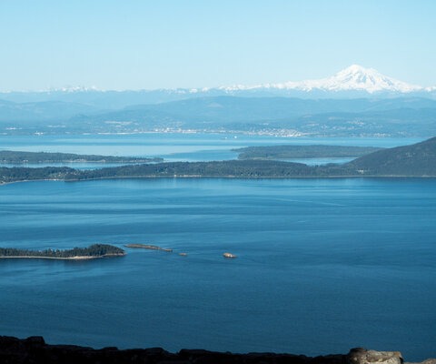 During a clear day on the summit of Mt. Constitution, it’s possible to see Mt. Rainier, Glacier Peak, the Twin Sisters, Mt. Baker, the Canadian Coast Range, the Olympic Mountains, and, of course, Bellingham Bay, nearly 3,000 feet below. It’s just one of the benefits of riding the highest point in Puget Sound.  