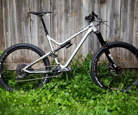 Commencal's first Meta was released in 2005, like most things in the world of mountain bikes, it has changed a lot since then. 