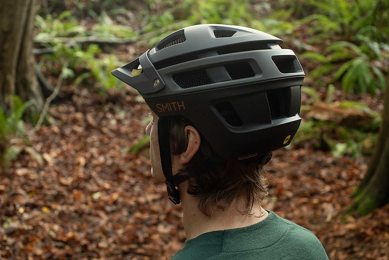 smith forefront 2 mips mountain bike helmet